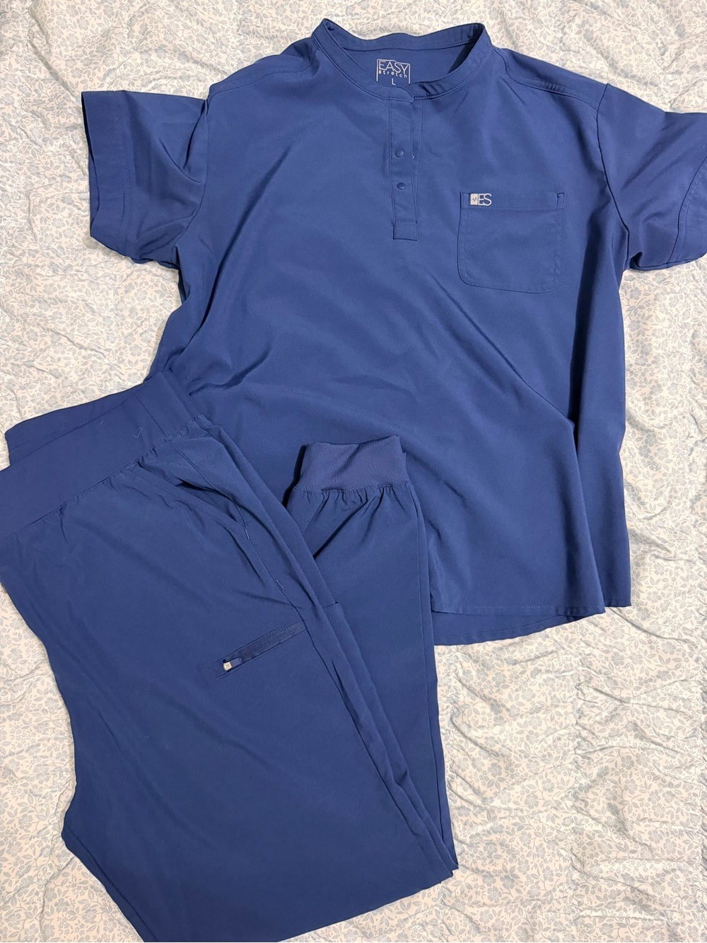 Women's Easy Stretch navy scrub set